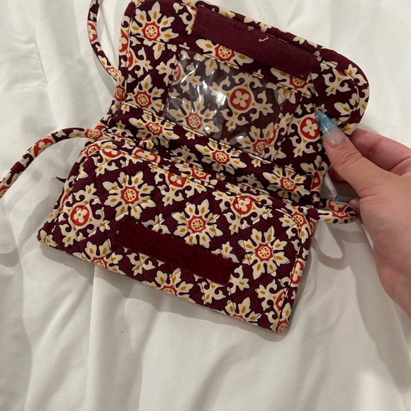 Vera Bradley wallet crossbody - Picture 4 of 8